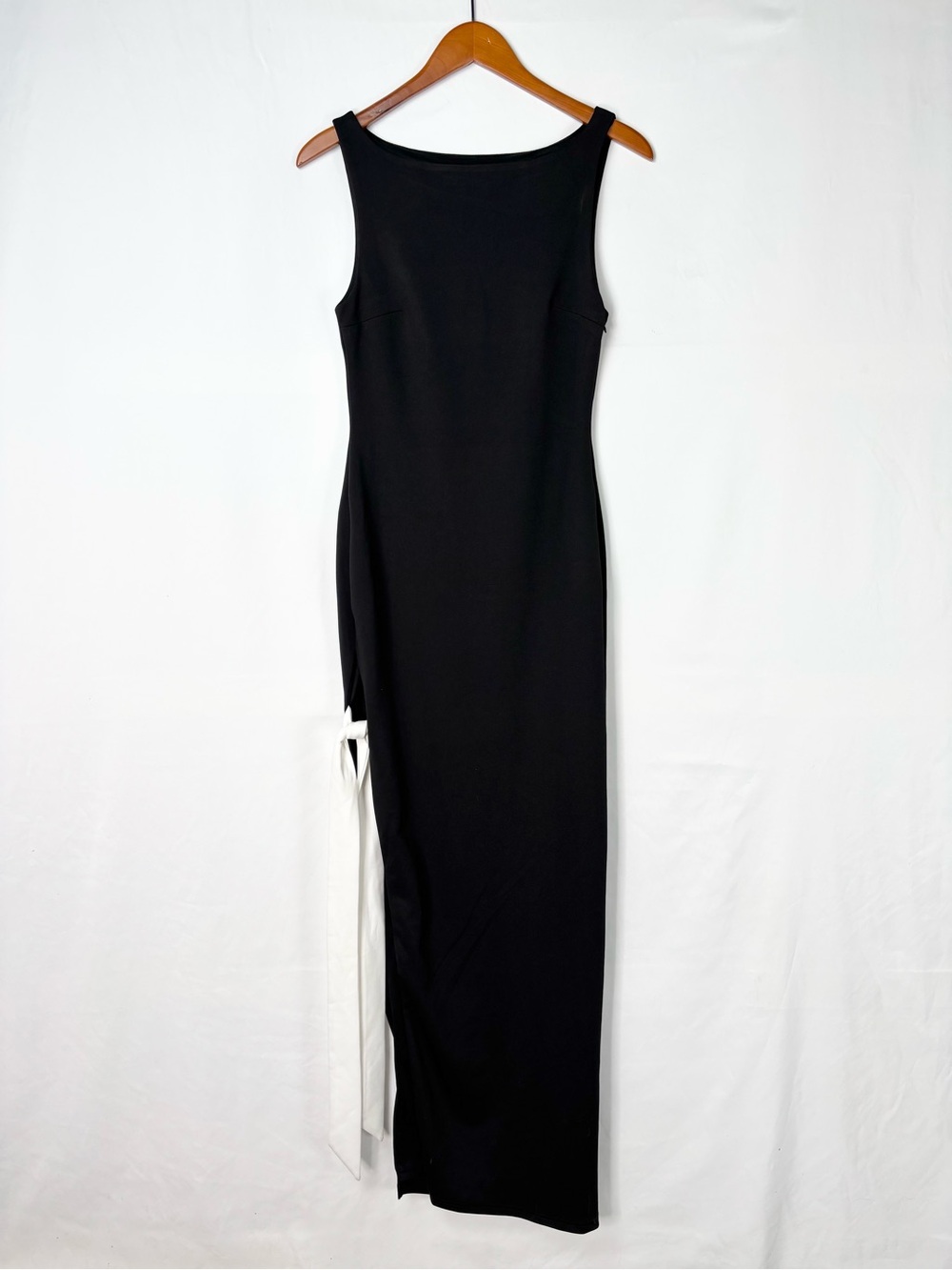 More To Come‎ Riona Maxi Dress in Black Size S Bow